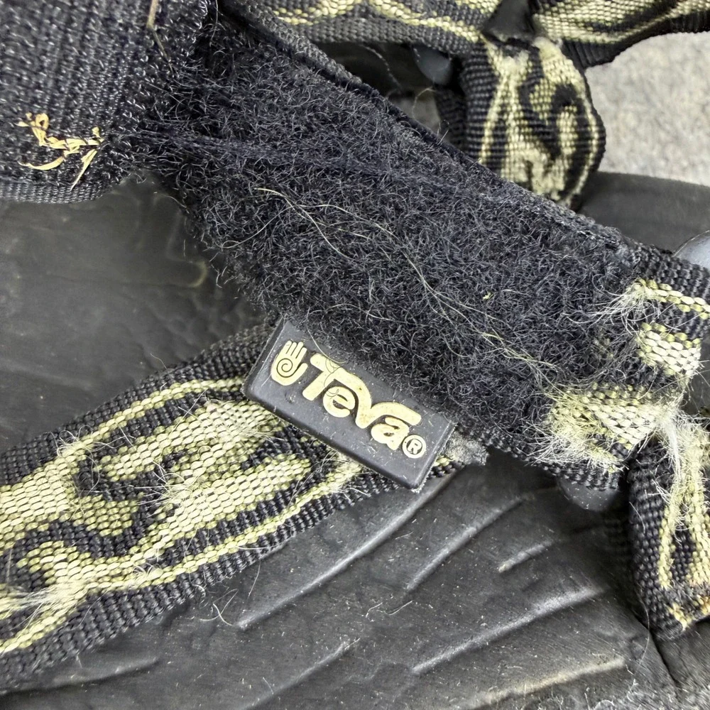 Teva Hurricane Sport Sandals Mens 8 Black Olive Green Geometric Strappy Hiking